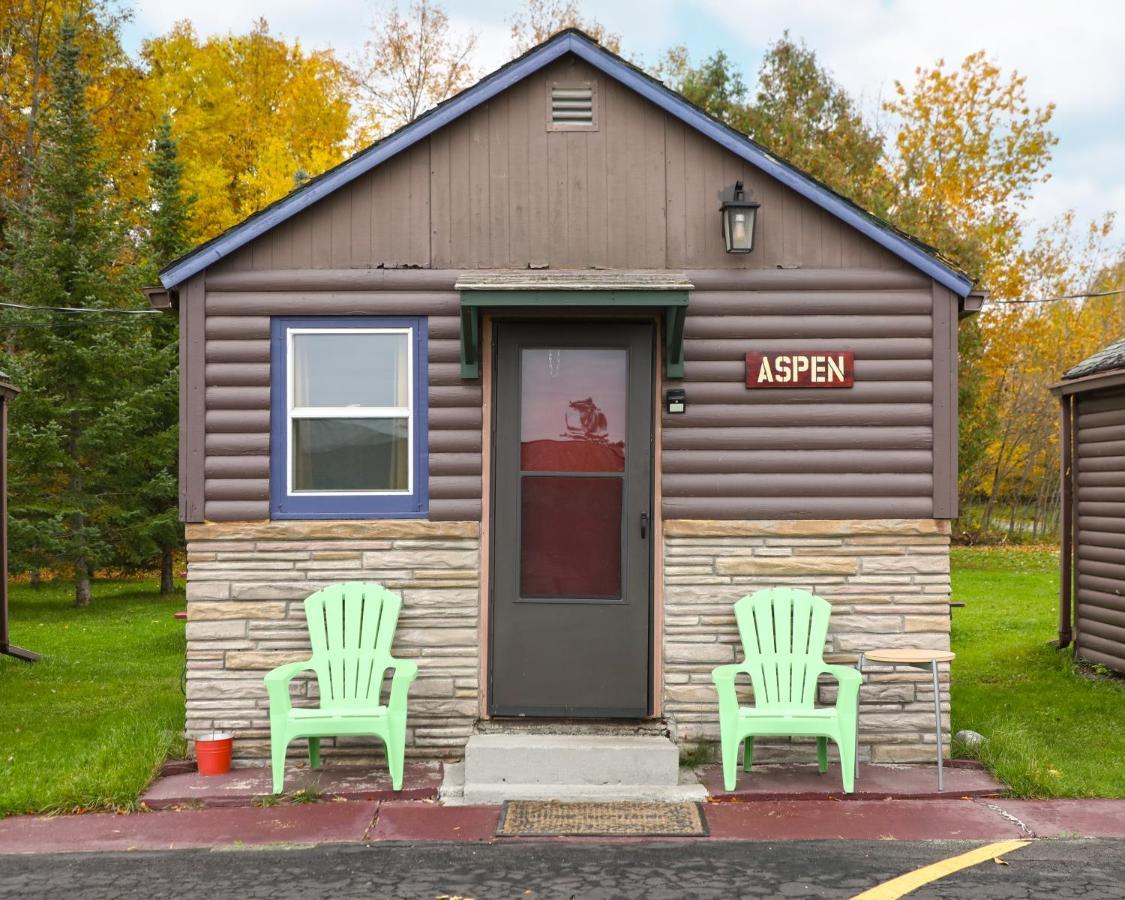 Hilltop Lodge And Cabins International Falls Kültér fotó